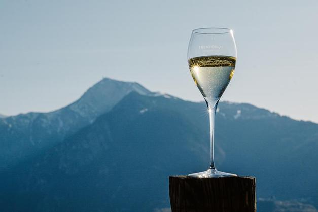 BUBBLEVIEW+MONTAGNE+PRIMAVERA+APRILE+2021_20210410_trentodoc_ALI03658_AR